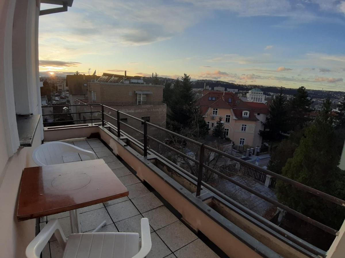Rooms In Prague-Big+Comfy Exterior foto